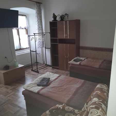 Penzion Sklarska Hospoda Chřibská Bagian luar foto
