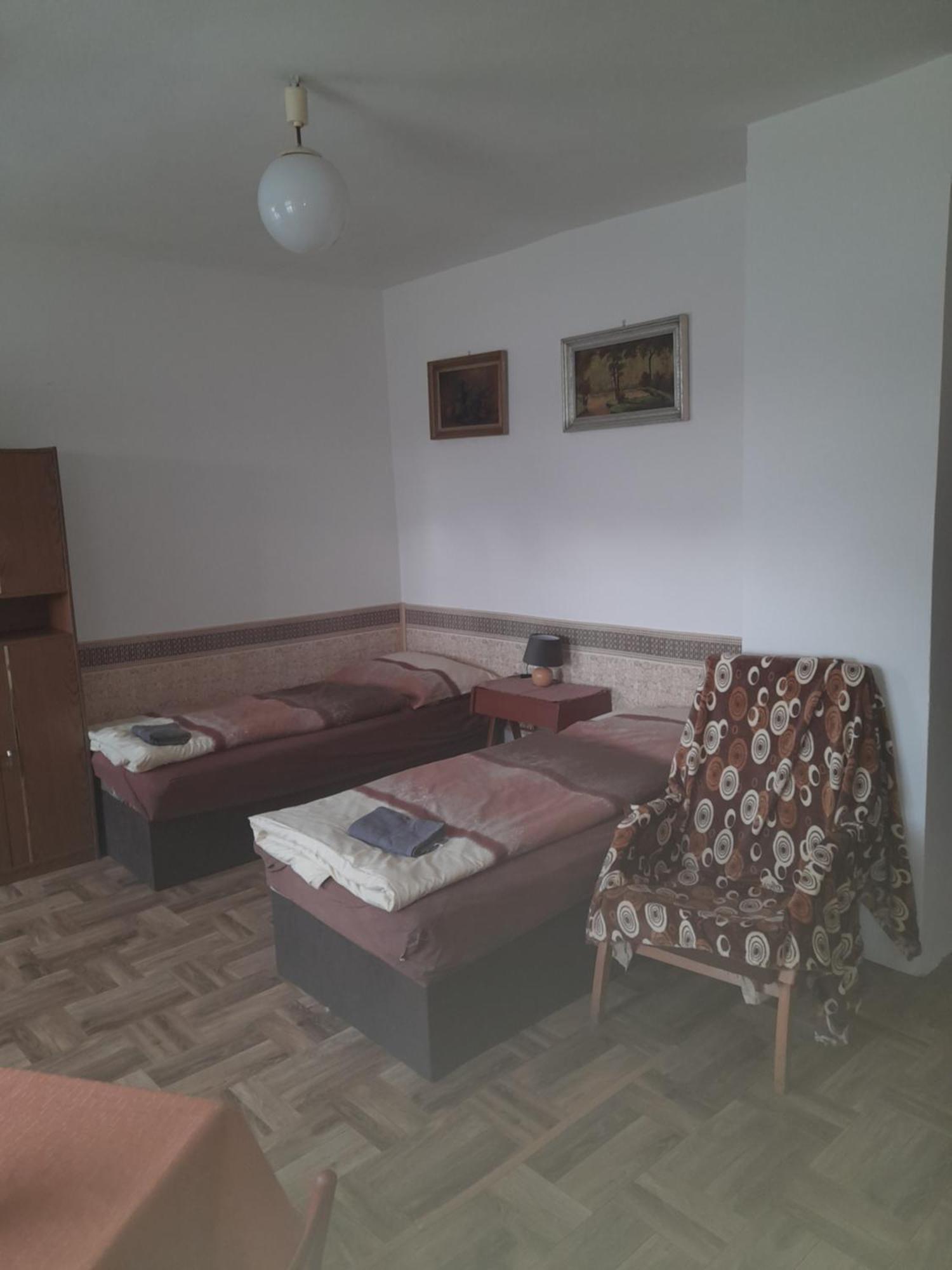 Penzion Sklarska Hospoda Chřibská Bagian luar foto
