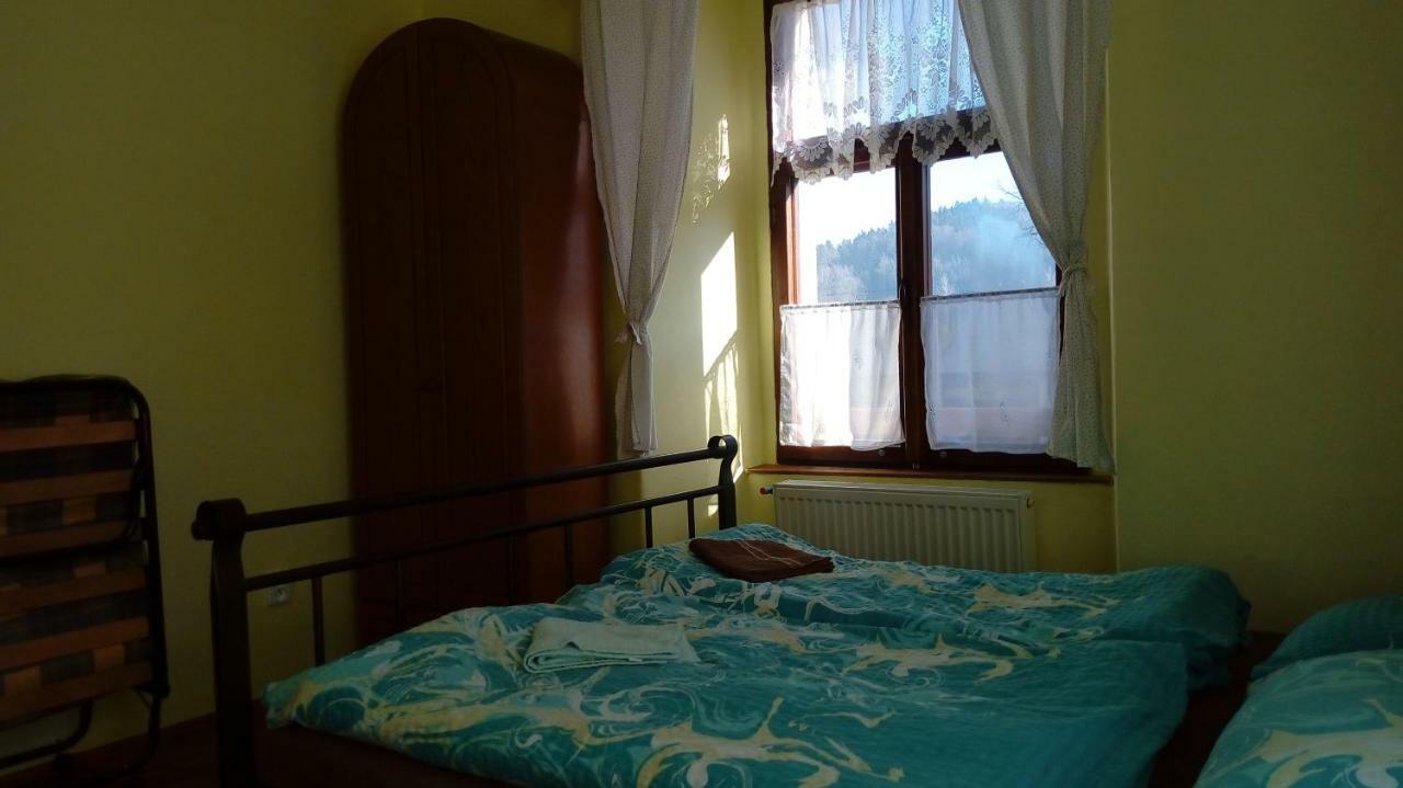 Penzion Sklarska Hospoda Chřibská Bagian luar foto