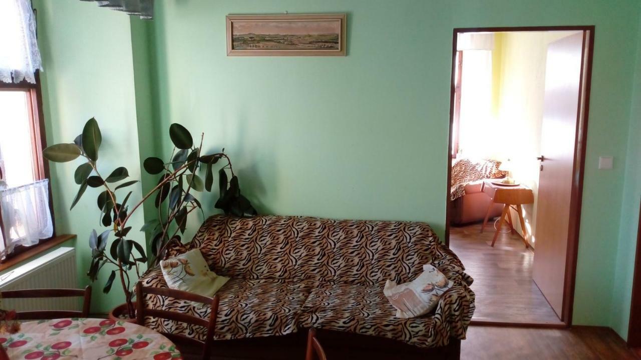 Penzion Sklarska Hospoda Chřibská Bagian luar foto
